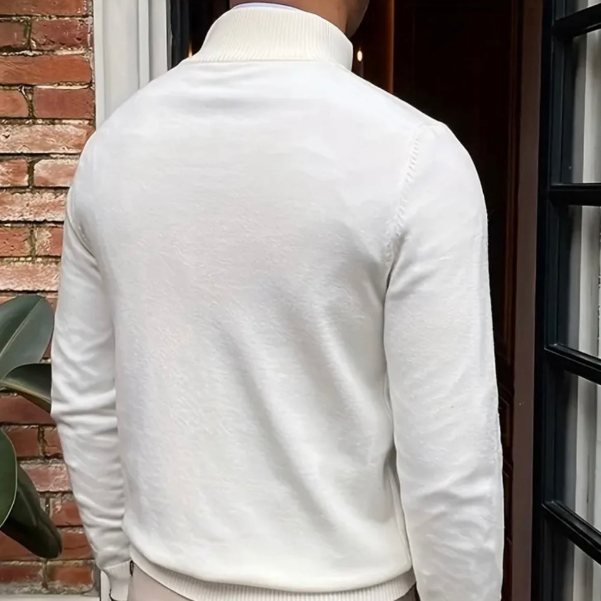 AUSTIN ZIPPED SWEATER